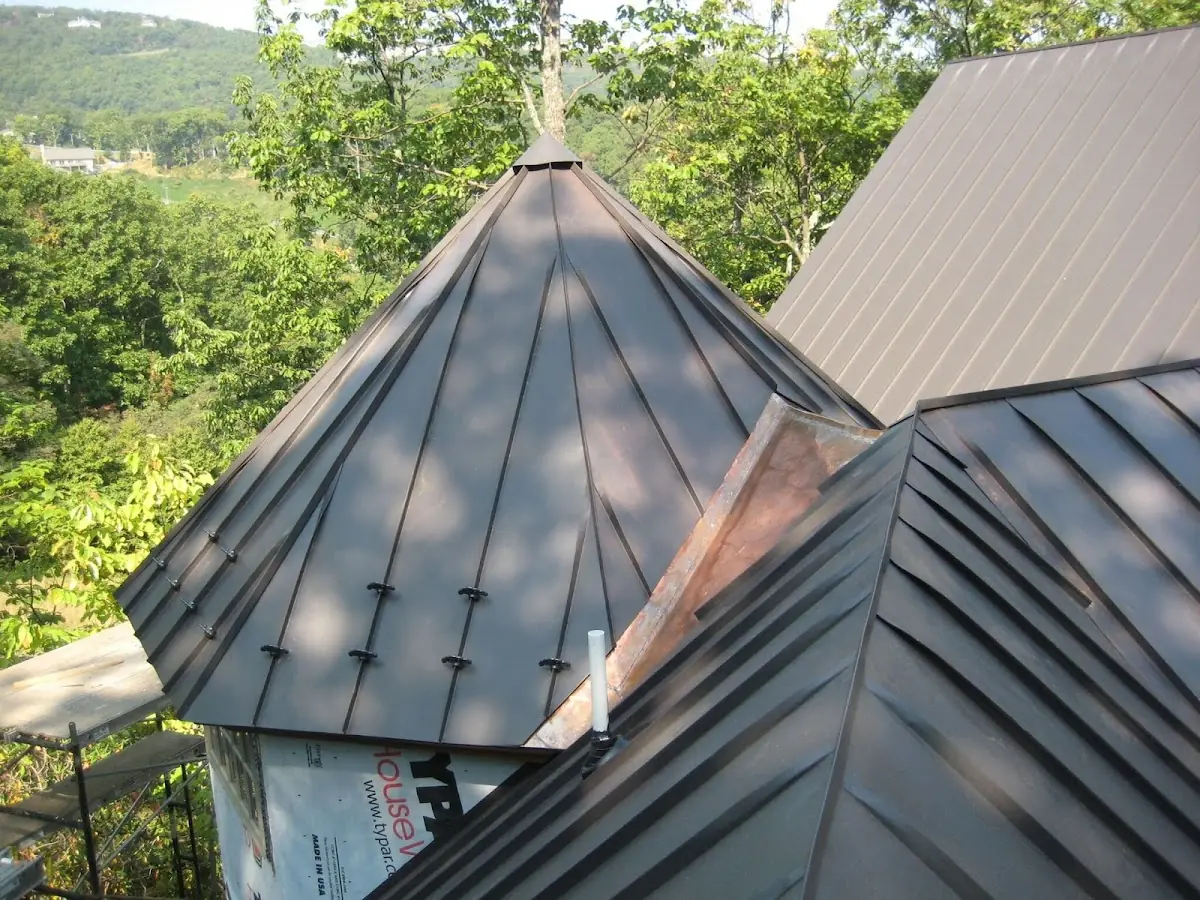 Professional Roof Tarp Installation by Craftsman Roofing in Sunset West